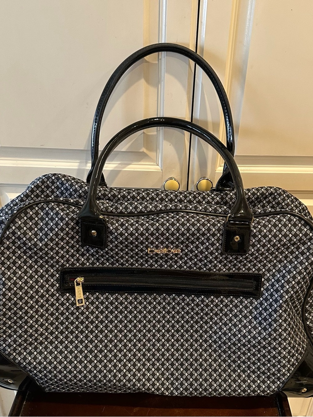 bebe Black & White Patterned Travel Satchel